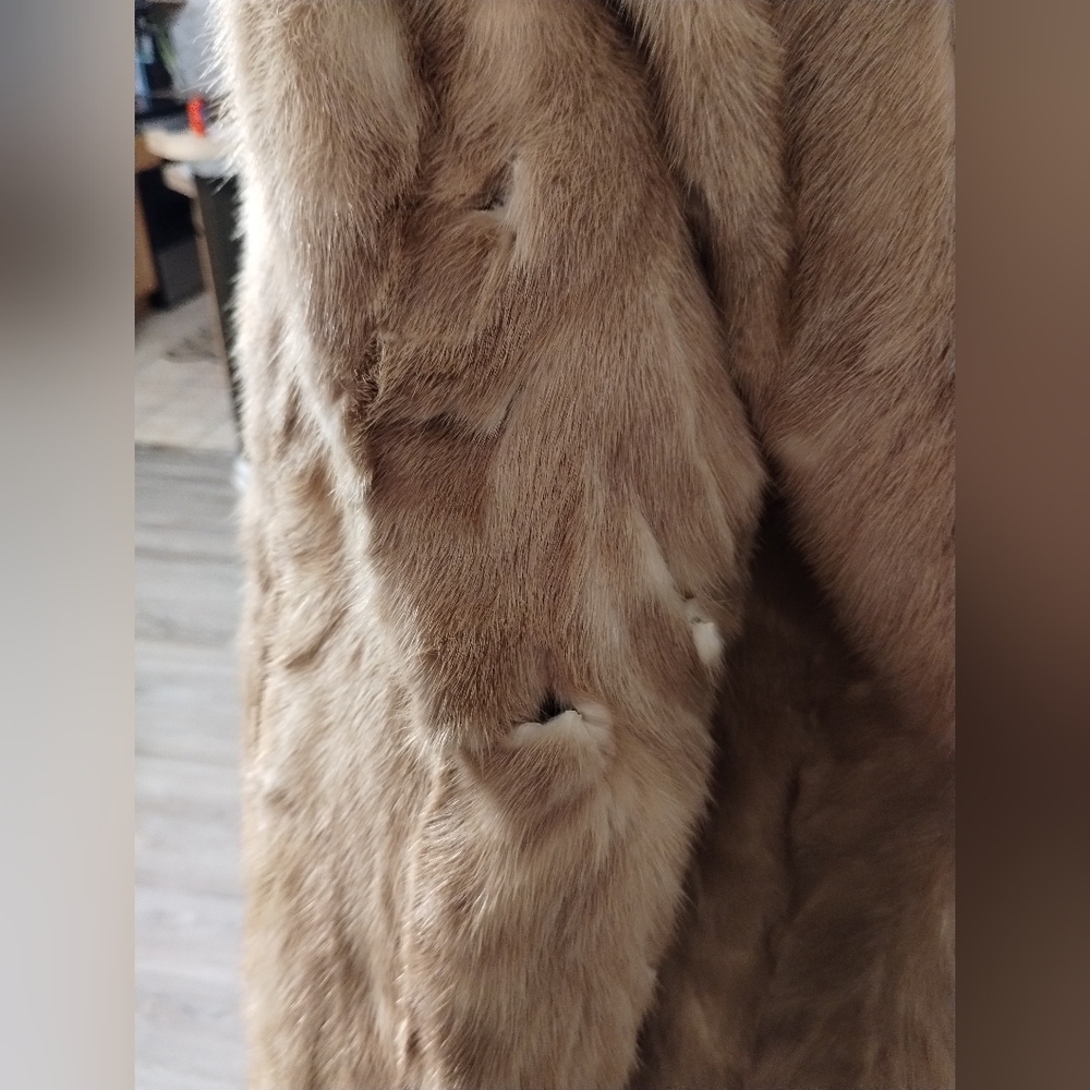 Vintage Mink Coat - Picture 4 of 6